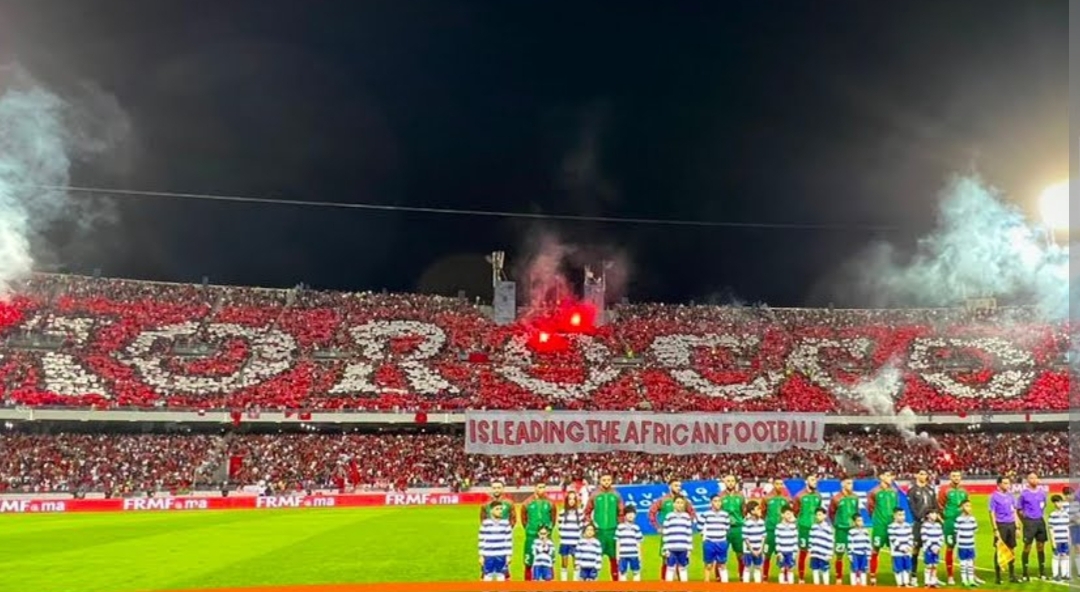  السبوعة   تهيئ أضخم تيفو في العالم في إفتتاح محمع مولاي عبد الله