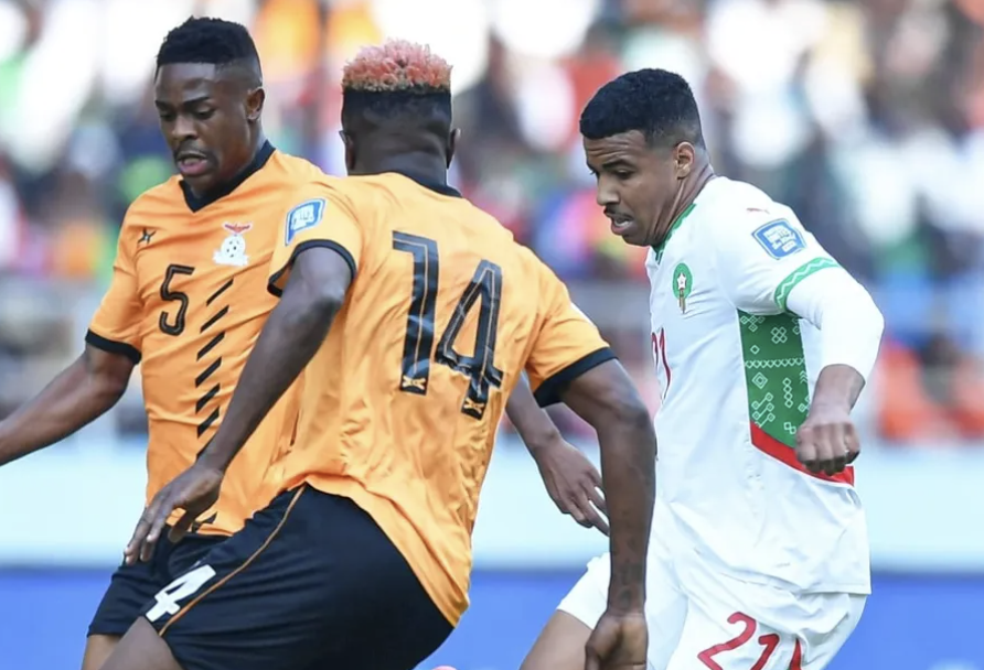 الركراكي :إكمان عندما تمنح له قميص المنتخب يجيبك