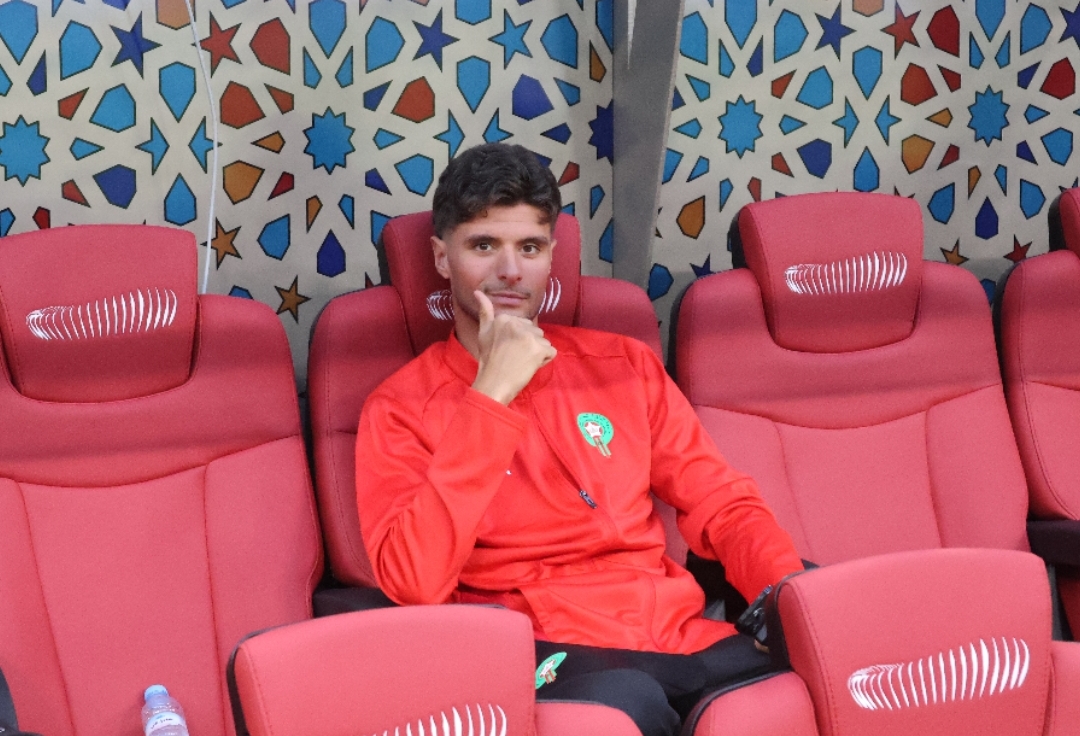 إصابة في فقرات الرقبة تغيب أسامة العزوزي لفترة طويلة