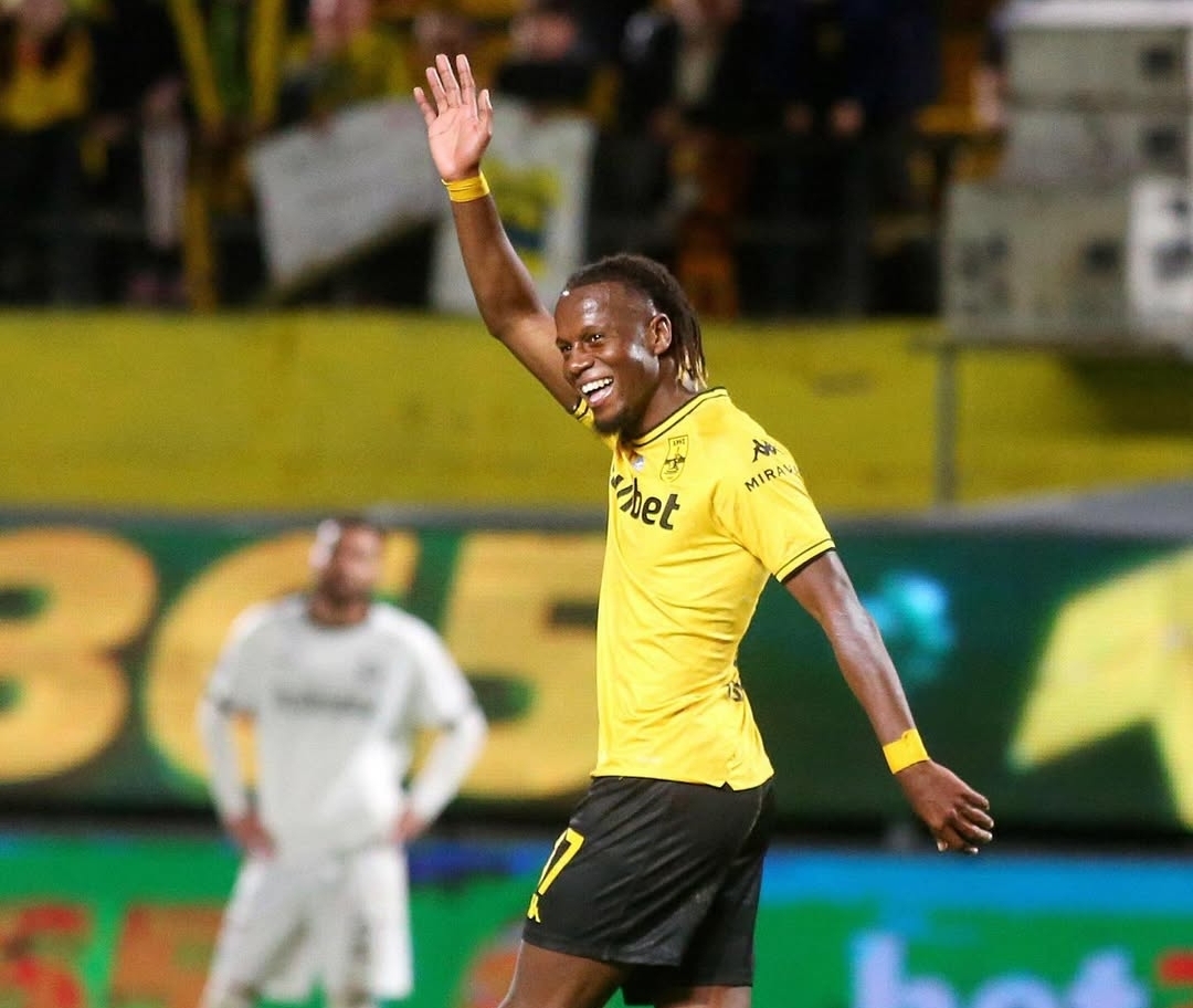 اسيست لحمزة منديل في فوز فريق أريس سالونيك