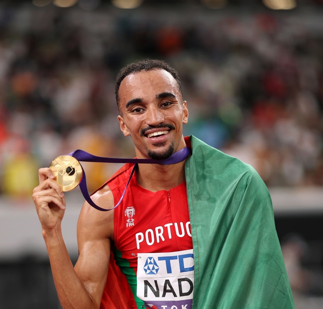 عداء من أصول مغربية يحرز ذهبية 1500 م