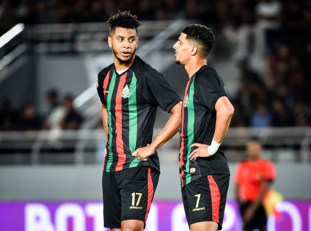 خابا من المتابعين في القمة