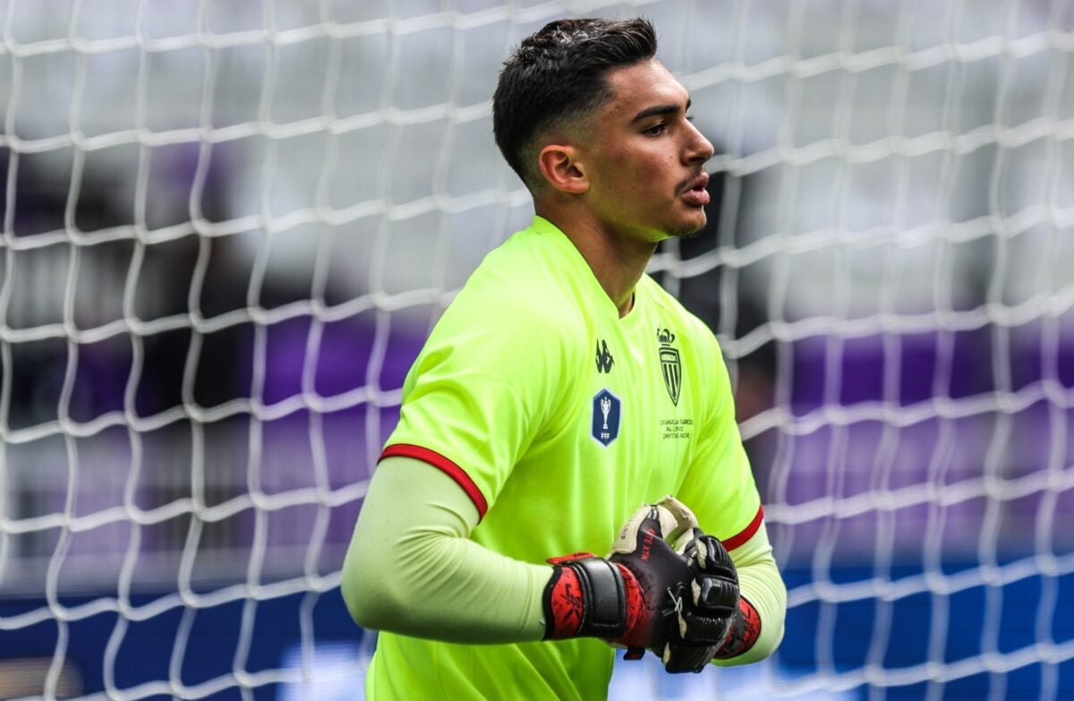 حارس مرمى الأشبال عاين سقوط موناكو من الإحتياط
