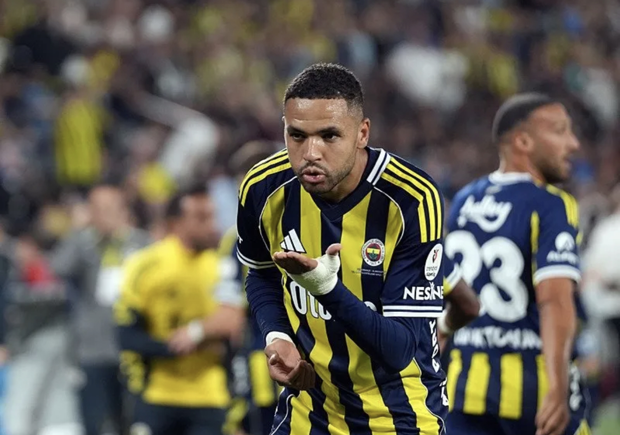 جماهير فنربخشة تصالحت مع النصيري