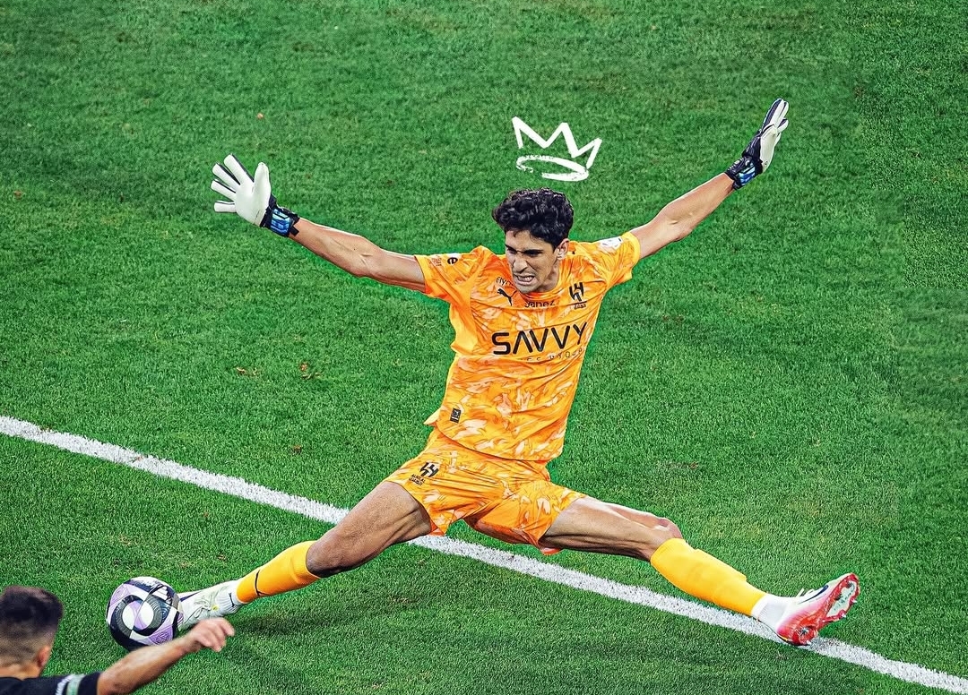 بونو  يخسر  مع الهلال بالتعادل أمام الأهلي