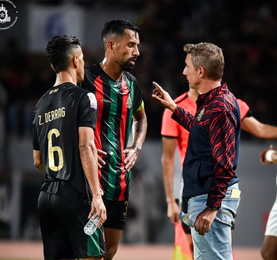 ألكسندر سانطوس: أضعنا فوزا عريضا ومُقتنع بأدائنا الجماعي