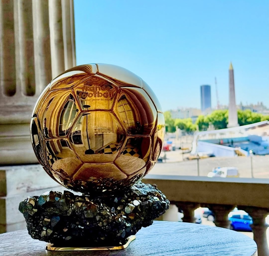 معايير الفوز والتتويج بالكرة الذهبية