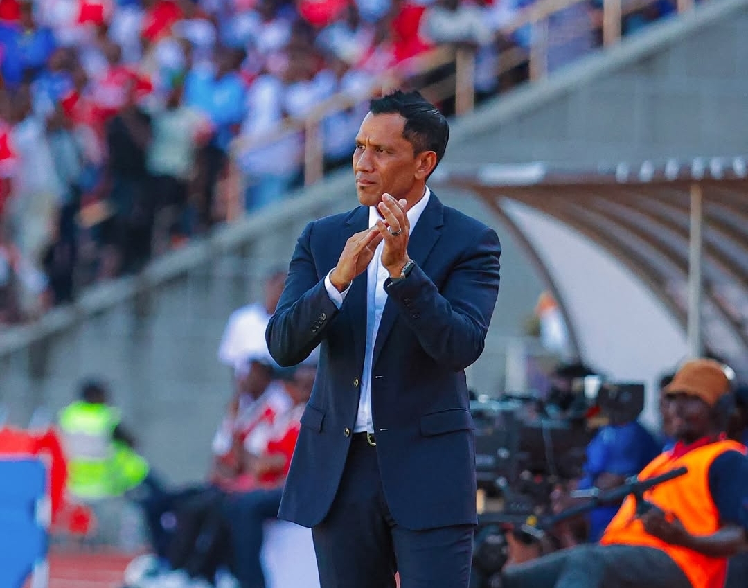 رسميا الرجاء يعلن تعاقده مع فادلو ويقيل الشابي