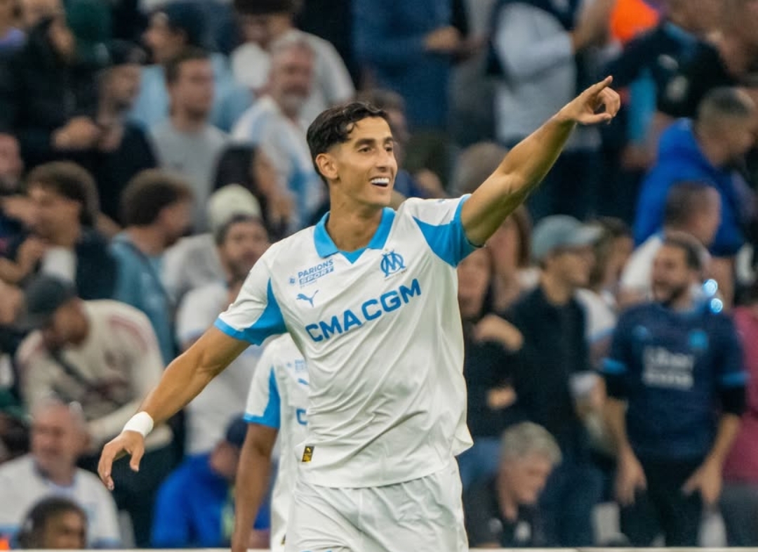 هدف أكرد يطيح بحكيمي في قمة الليغ1