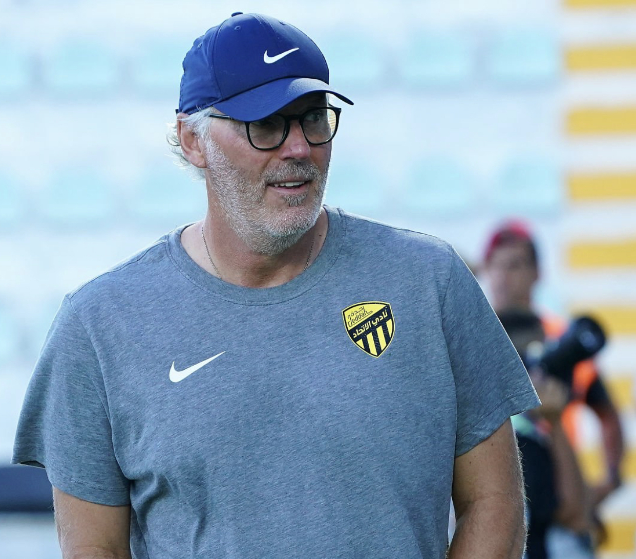 الإتحاد أقال لورون بلان