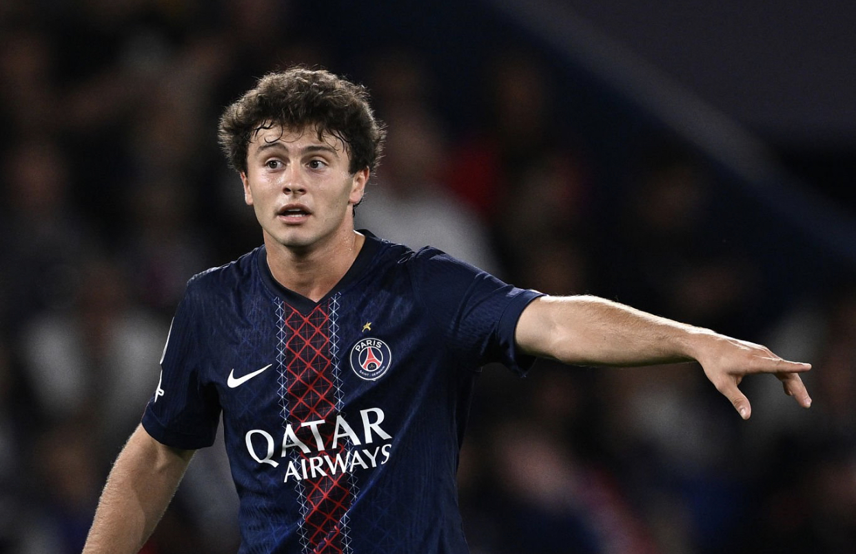 نيڤيش يعود إلى تشكيلة باريس سان جيرمان أمام برشلونة