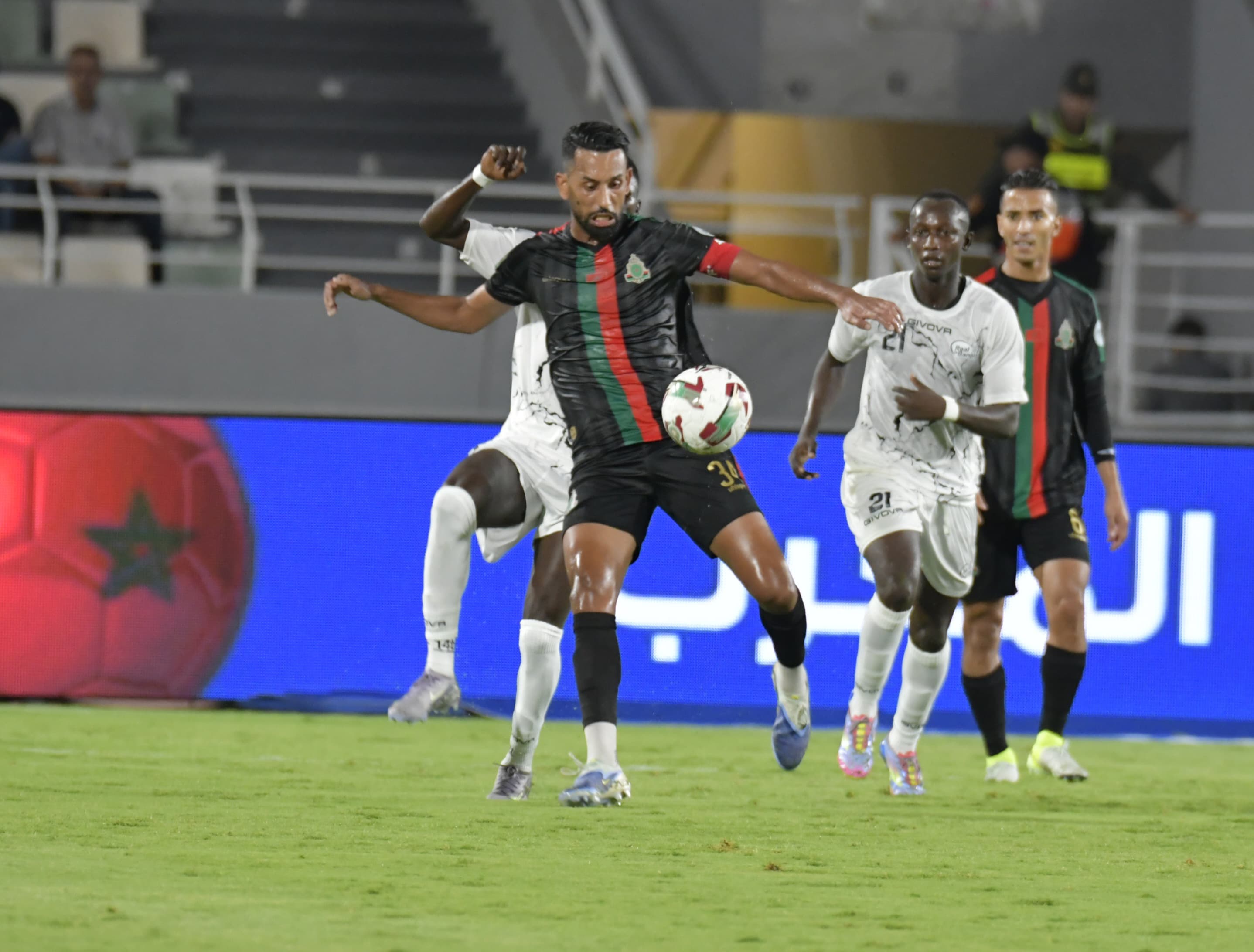 عصبة الأبطال الإفريقية: الجيش يعبر حاجز ريال بانجول في غياب الفاعلية الهجومية