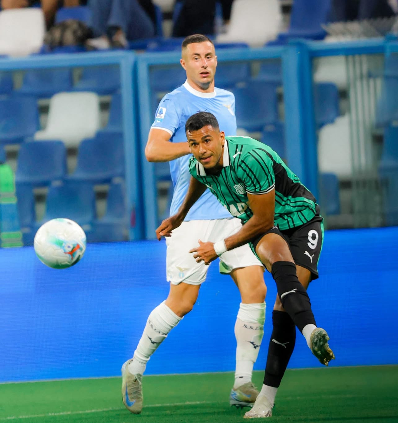 اشديرة: أتطلع بشوق للعودة لصفوف الأسود