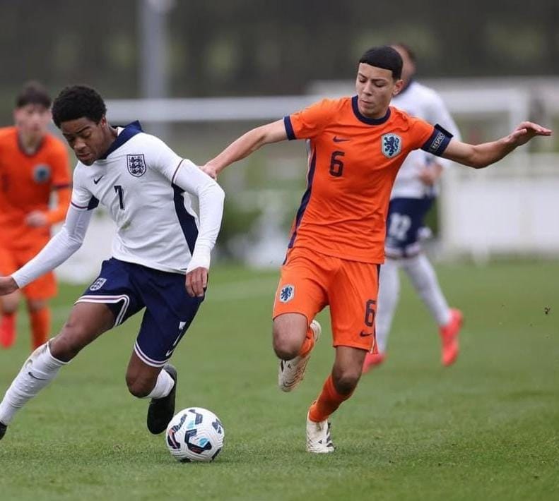 ابراهيم فايق يتحدى تهديدات هولندا ويلبي دعوة المغرب