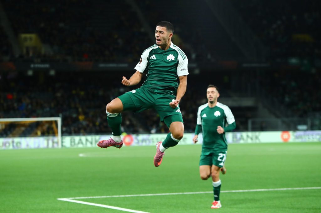 أول جائزة فردية للدولي المغربي زروري باليونان