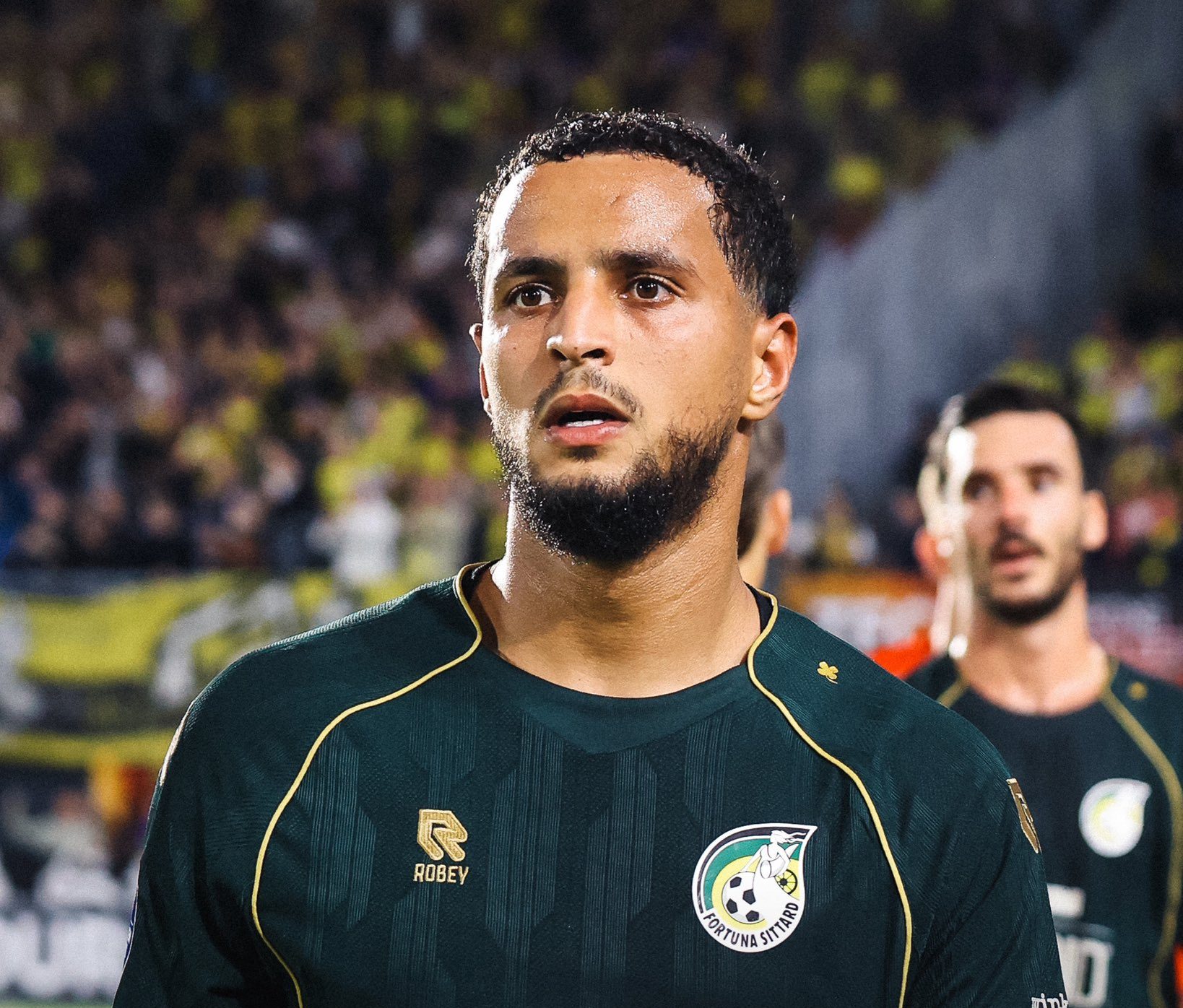 إحتارين ل«المنتخب: سعيد بتغيير جنسيتي وأملي حمل قميص الأسود