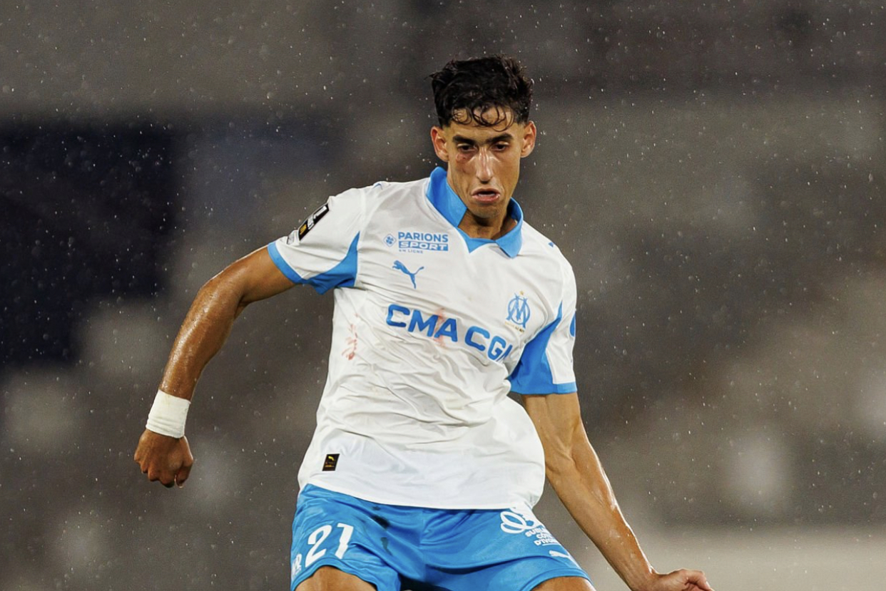 أسود الأطلس يتفاعلون مع حركة الإحتجاجات