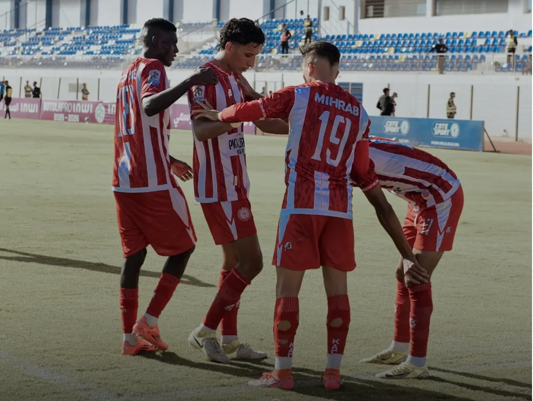 البطولة الاحترافية 1: الكوكب ينتزع نقطته الأولى على حساب الزمامرة