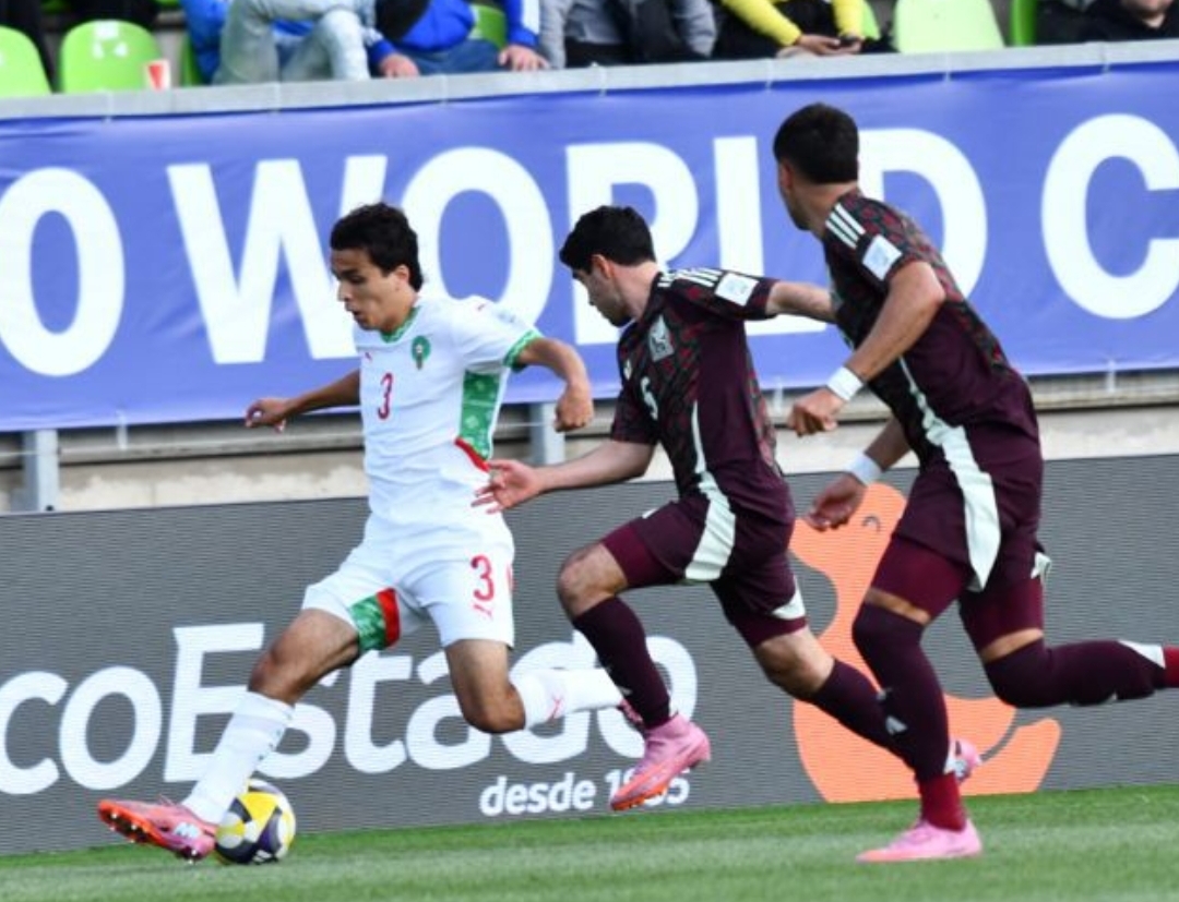 علي معمر: سنستخلص الدروس من مباراة المكسيك