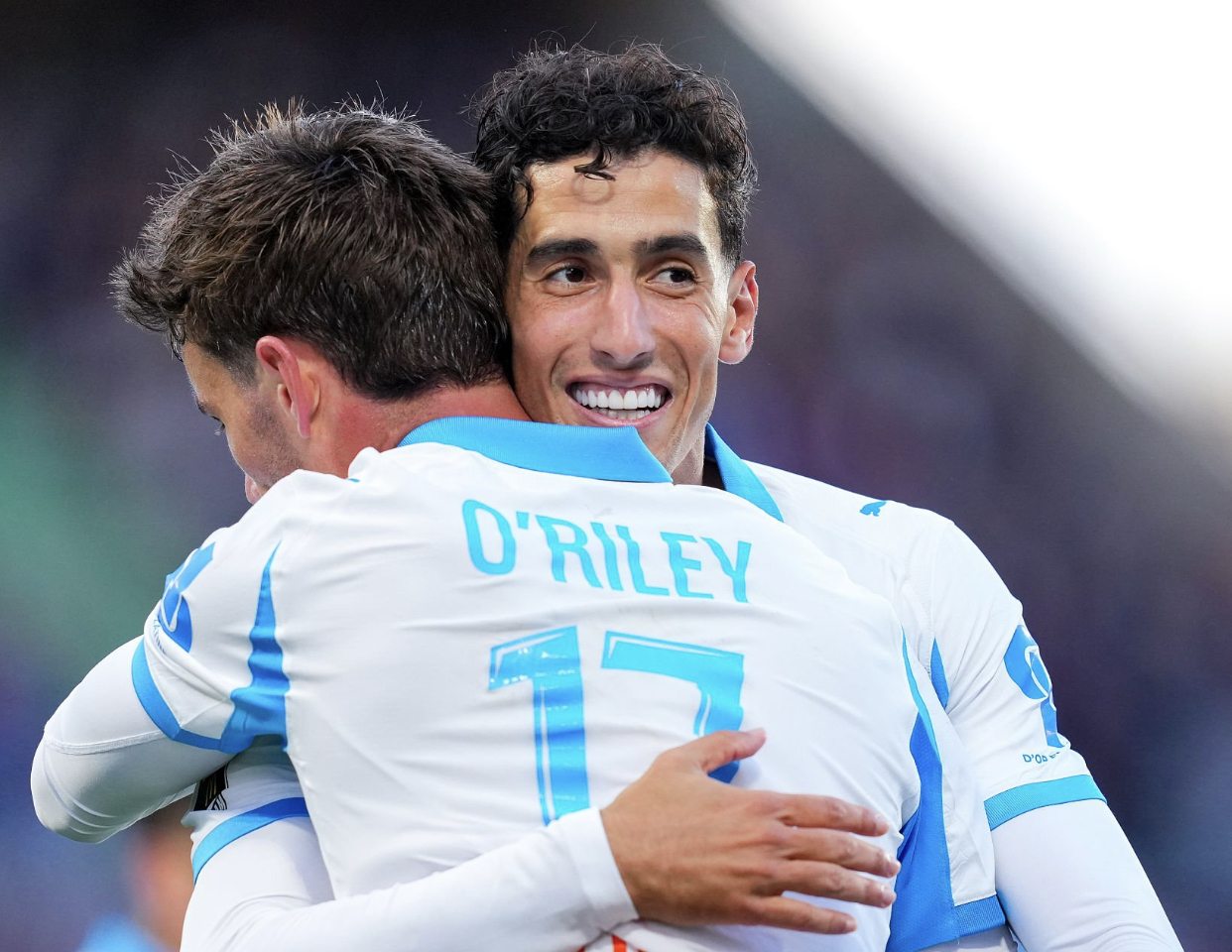 نايف أگرد ضمن  الطوپ  10