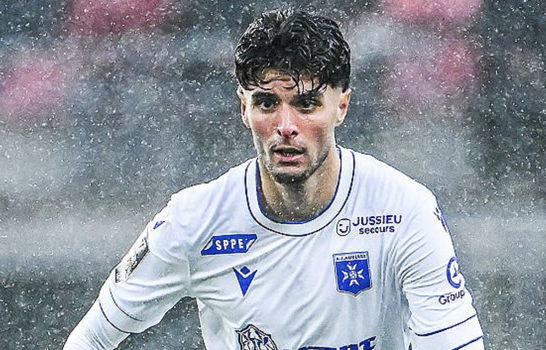 أخيرا ظهر العزوزي أساسيا