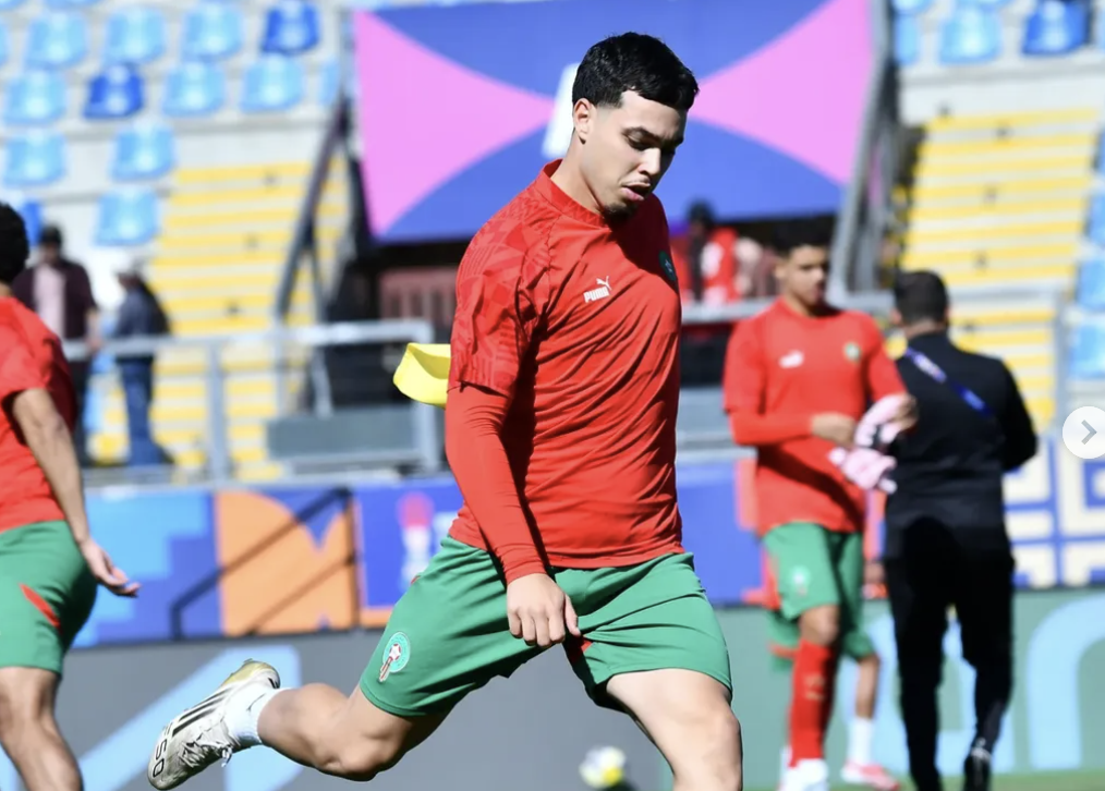 واتفورد يحتفل بشبله المغربي معما على طريقته الخاصة