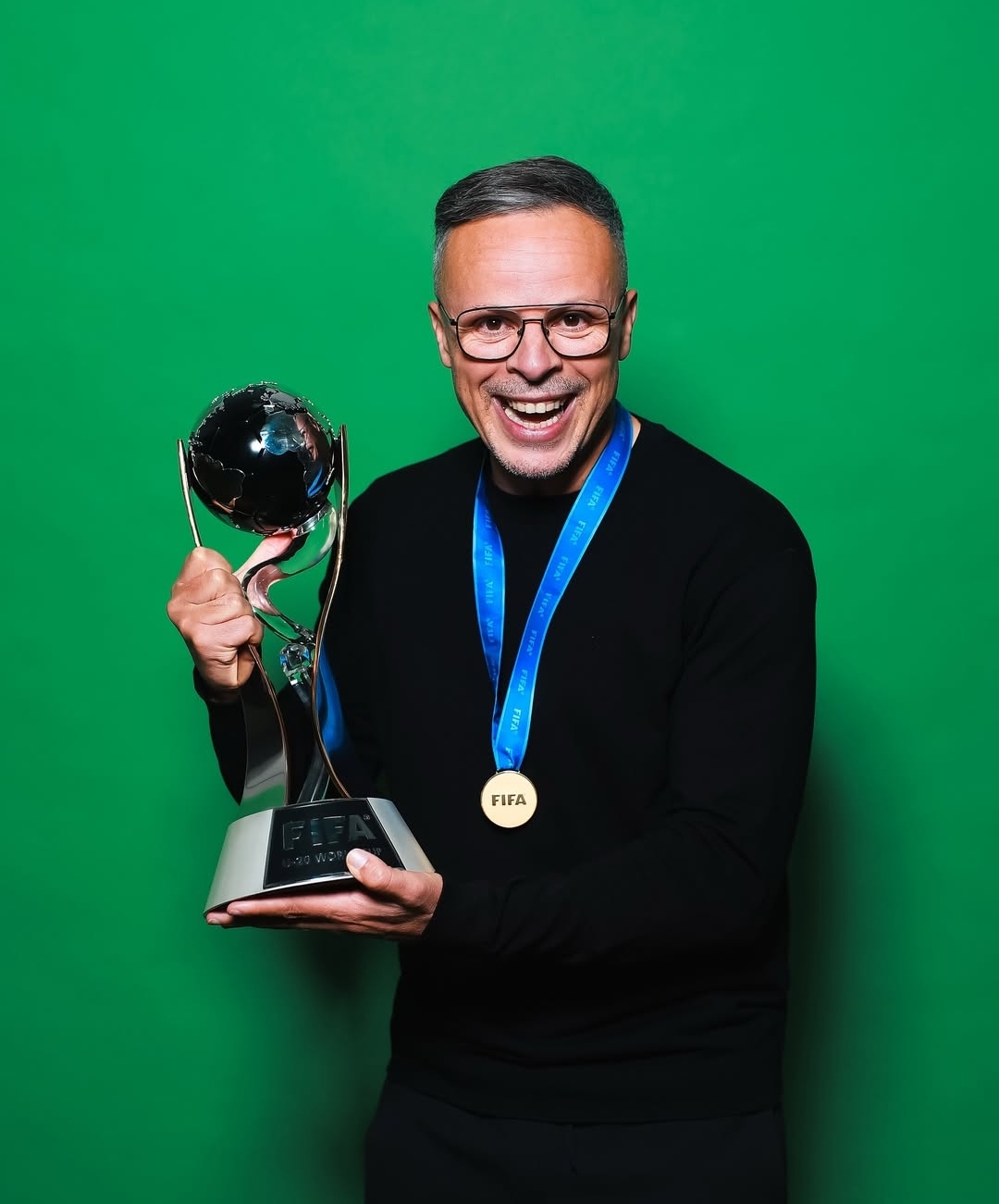 الركراكي، السكتيوي ووهبي ينافسون على جائزة أفضل مدرب