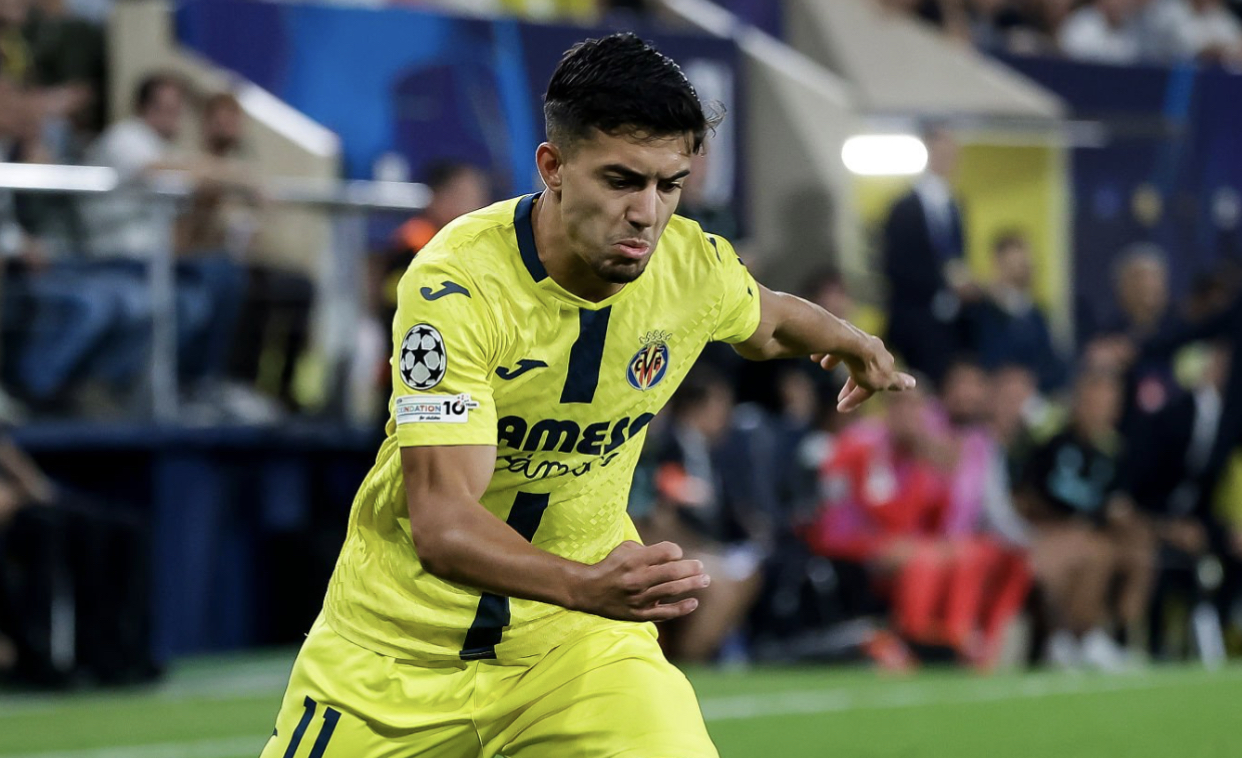 أخوماش دخل احتياطيا في فوز الغواصات على الخفافيش