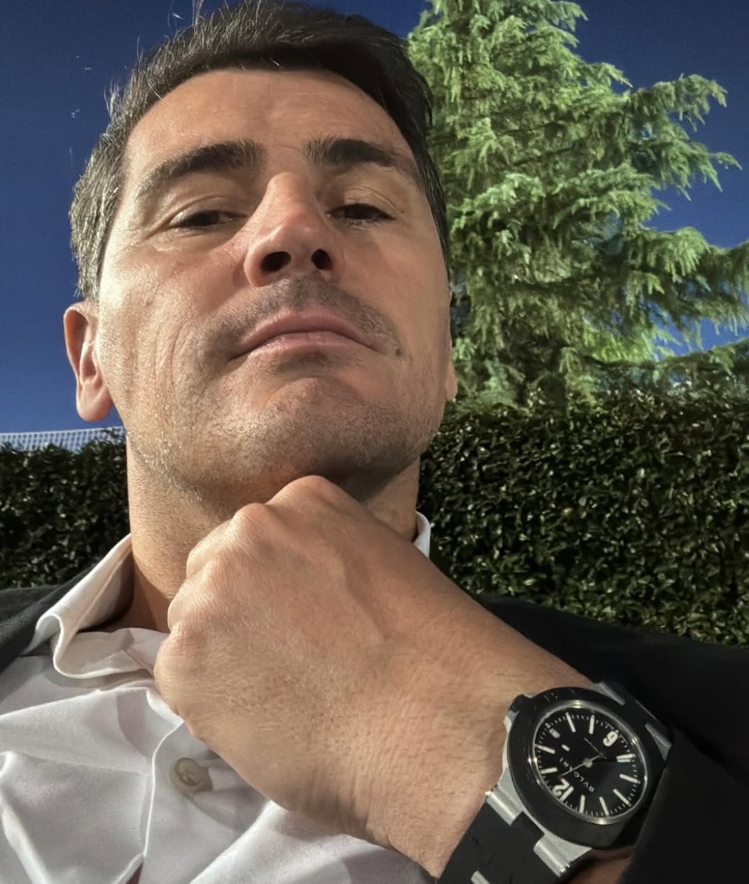 اعتقال عاملة منزلية بعد سرقة خمس ساعات فاخرة من منزل كاسياس