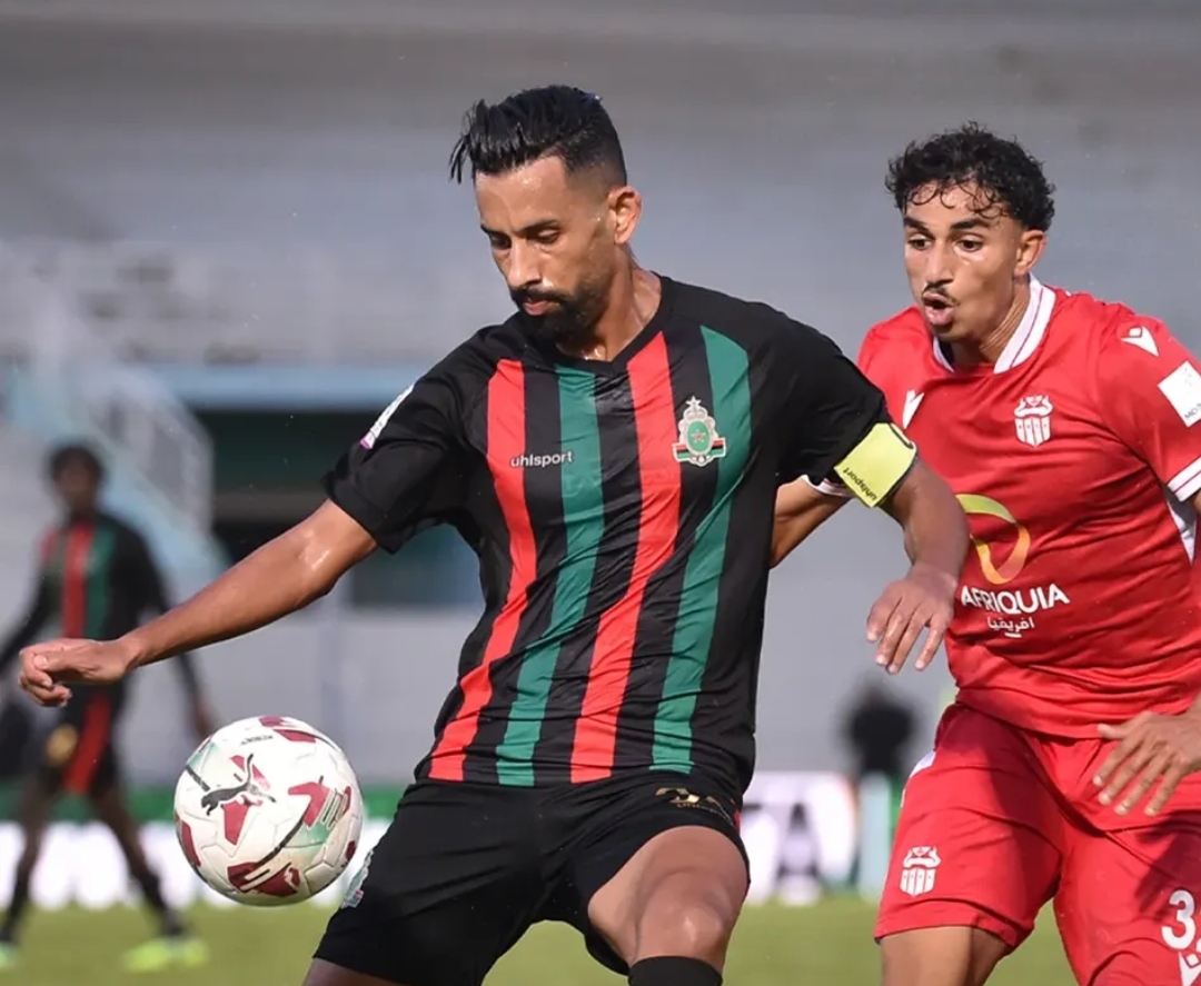 البطولة الإحترافية 1.. الجيش يرتقي وحسنية أكادير تنحذر