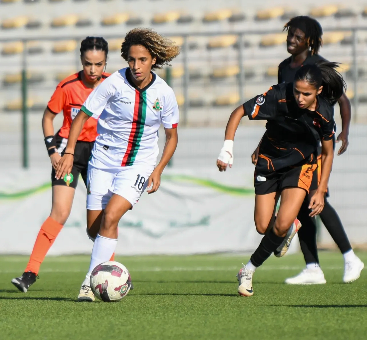 البطولة النسوية.. صدارة مشتركة للوداد والجيش