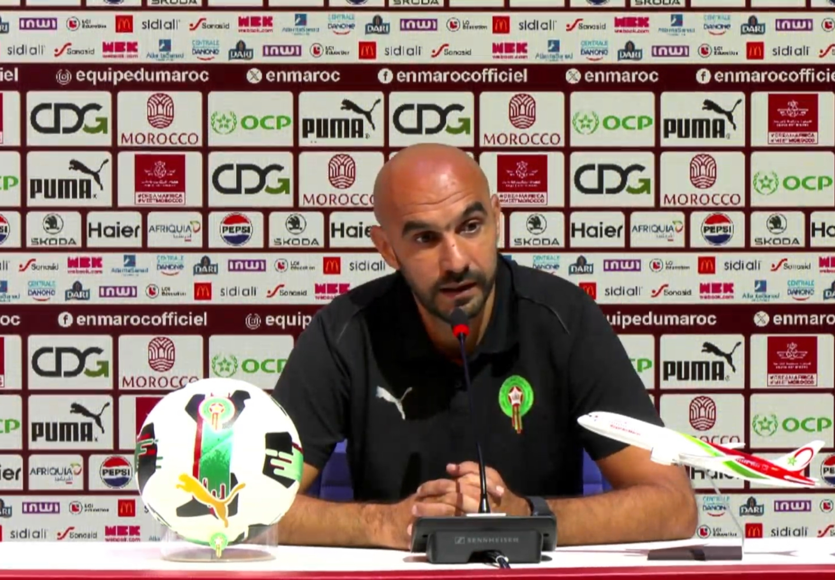 الركراكي: هنأت وهبي والشبان بعد الفوز على البرازيل