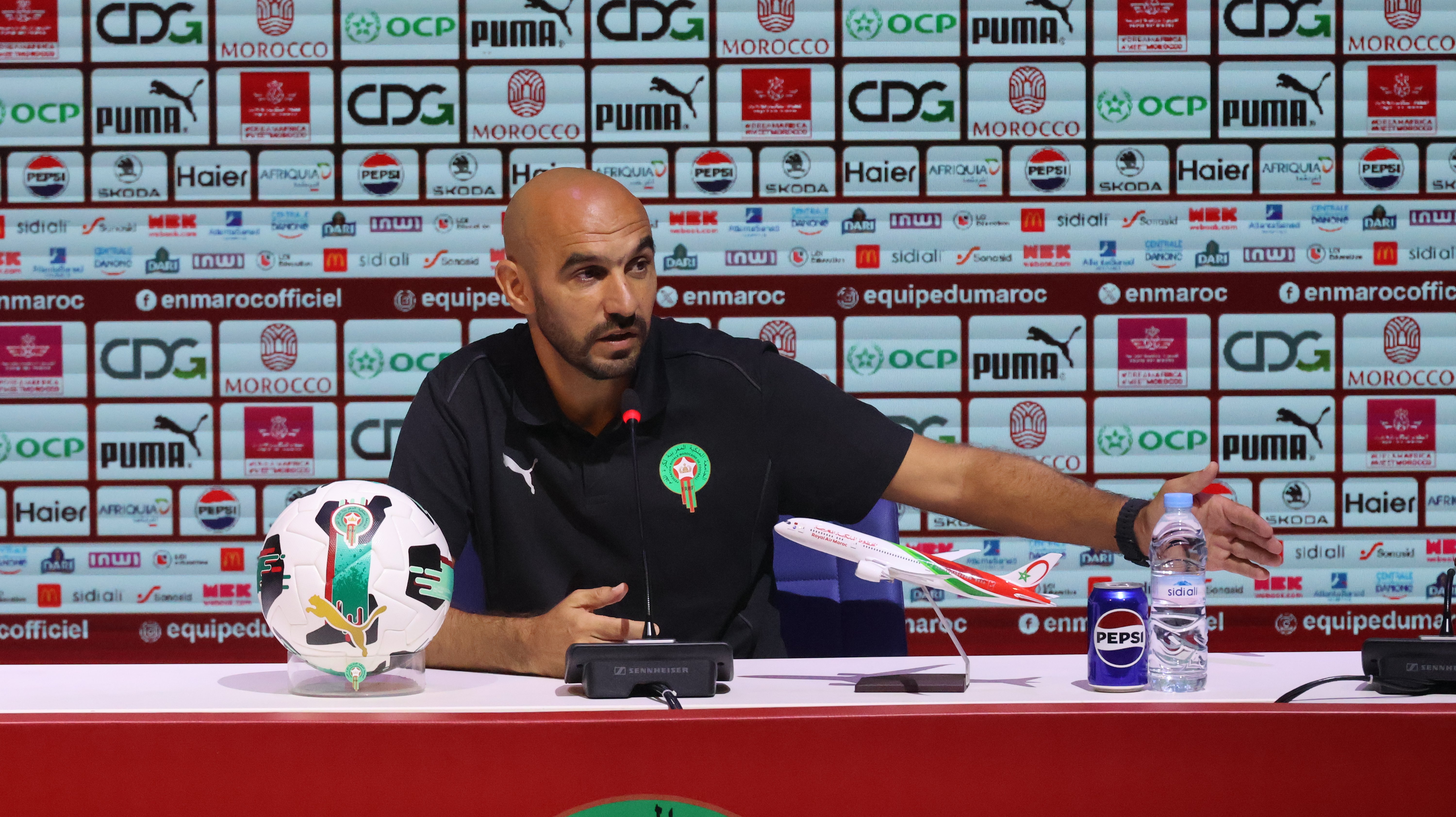 الركراكي: أوزبكستان رفضت اللعب معنا ولم نرغب اللعب  وديا خارج المغرب