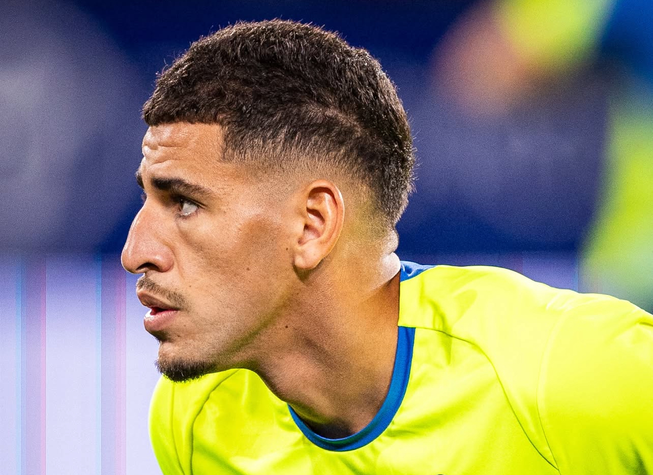 عبقار غادر الشوط الأول اضطراريا