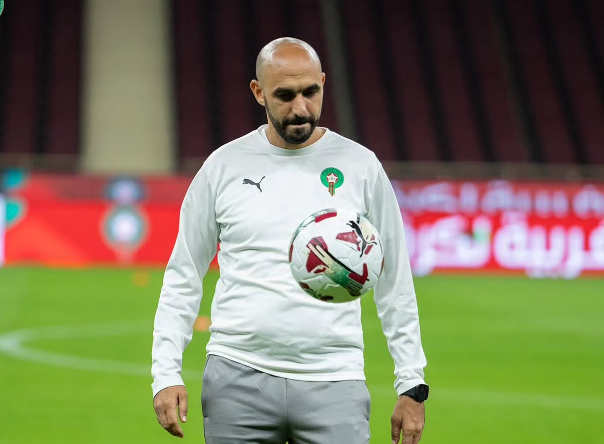 الركراكي و الأسود  يطاردون رقما قياسيا في مباراة البحرين