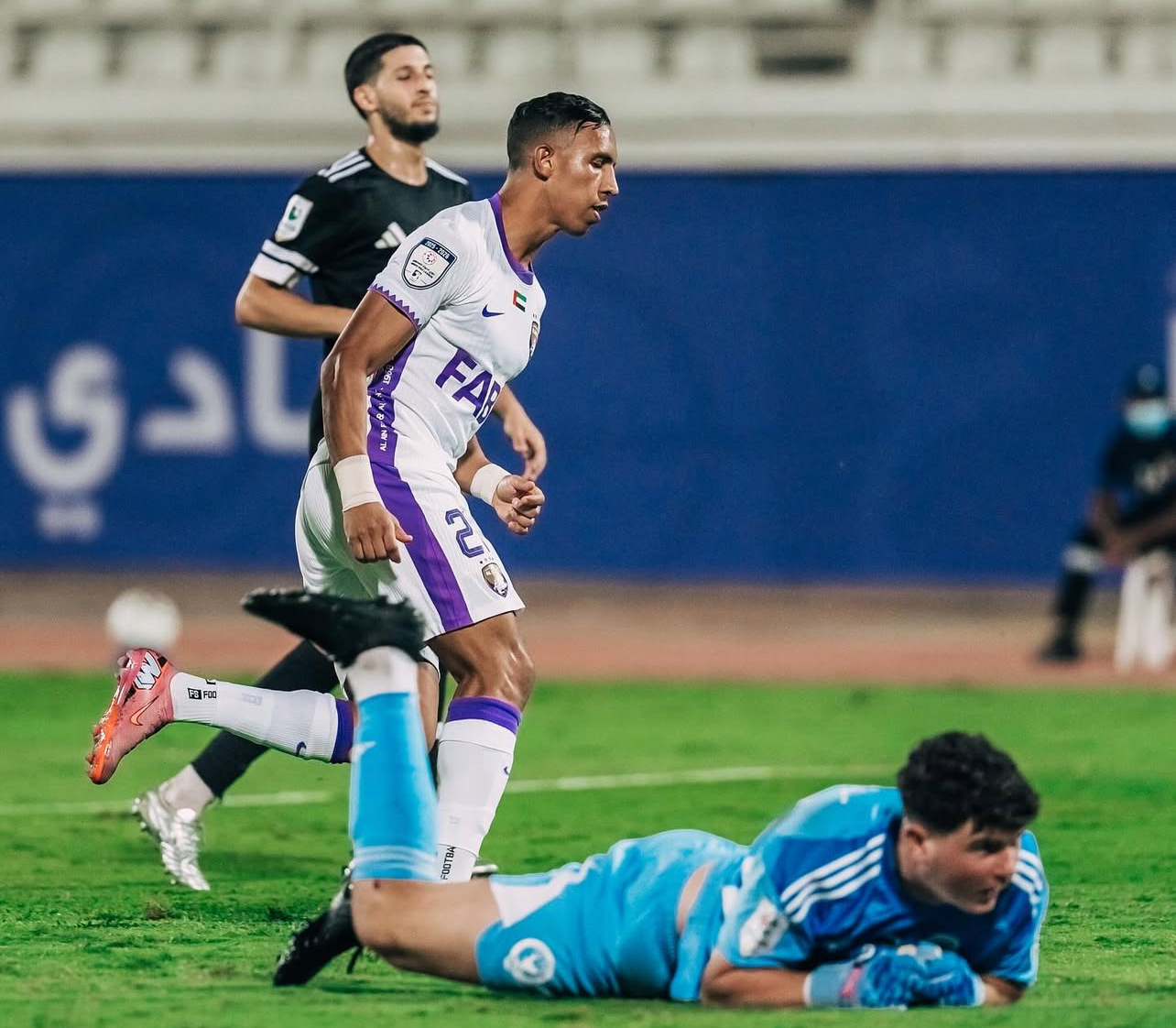 رحيمي يطمئن متابعيه.. عاد وسجل هدفين في مباراة ودية