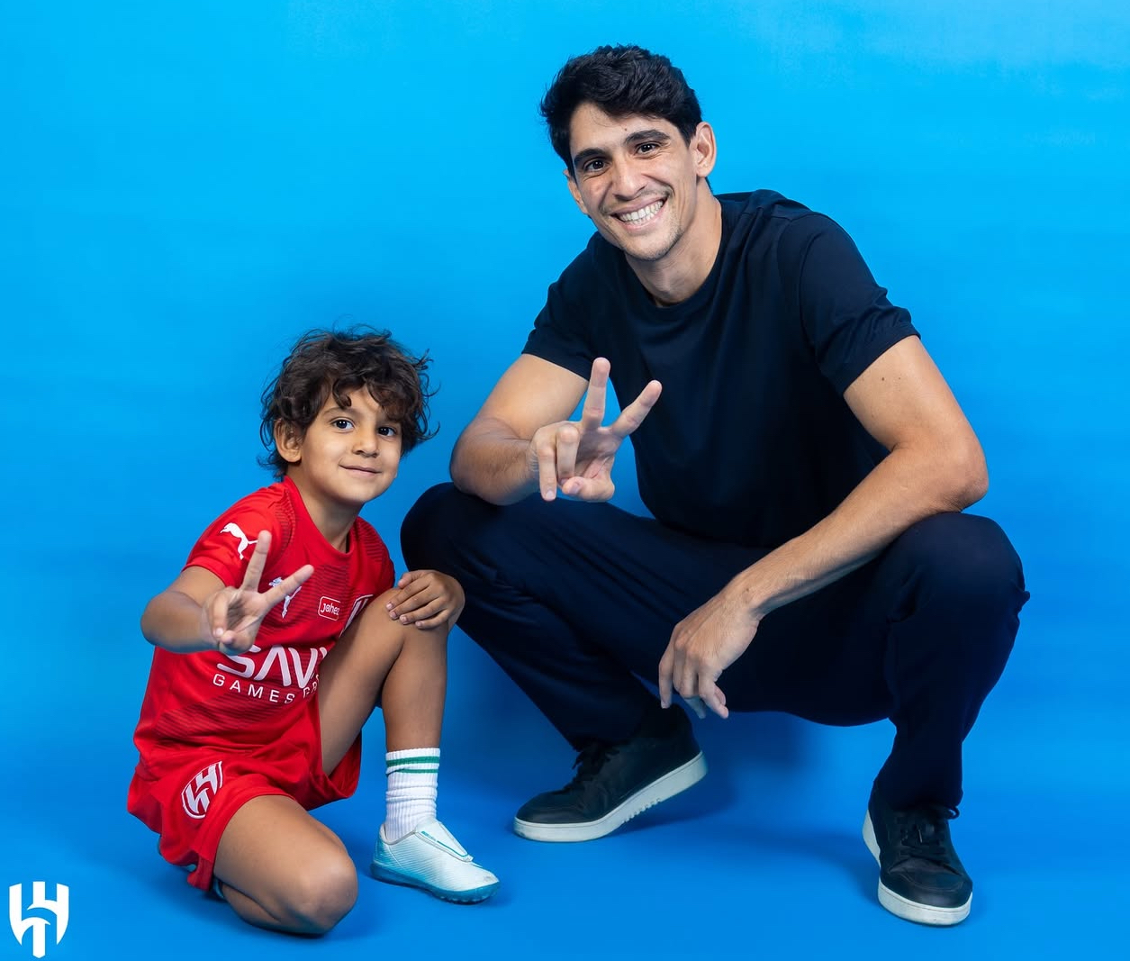 بونو بعد تجديد عقده: أتمنى أن أقدّم أفضل مستوى