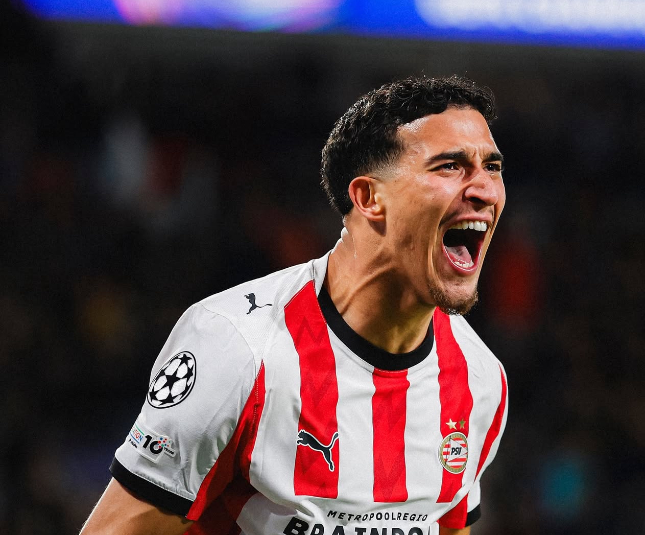 هدف لصيباري ودريوش بصم على أسيست وهدف وأيندوفن أنعش حظوظه