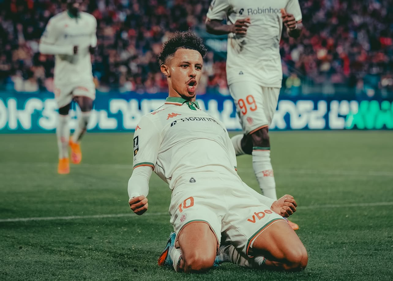 تعرفوا على الإحصائية الفريدة لسفيان ديوب