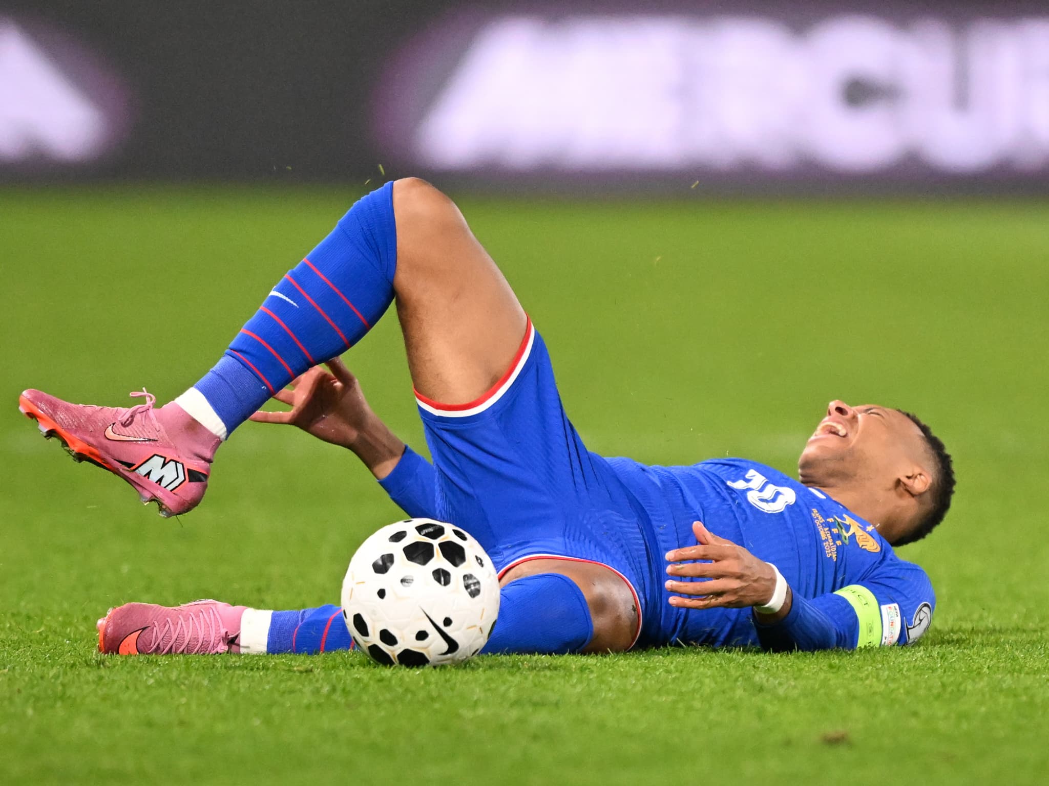 ريال مدريد يصدر بيانا طبيا عن مهاجمه مبابي