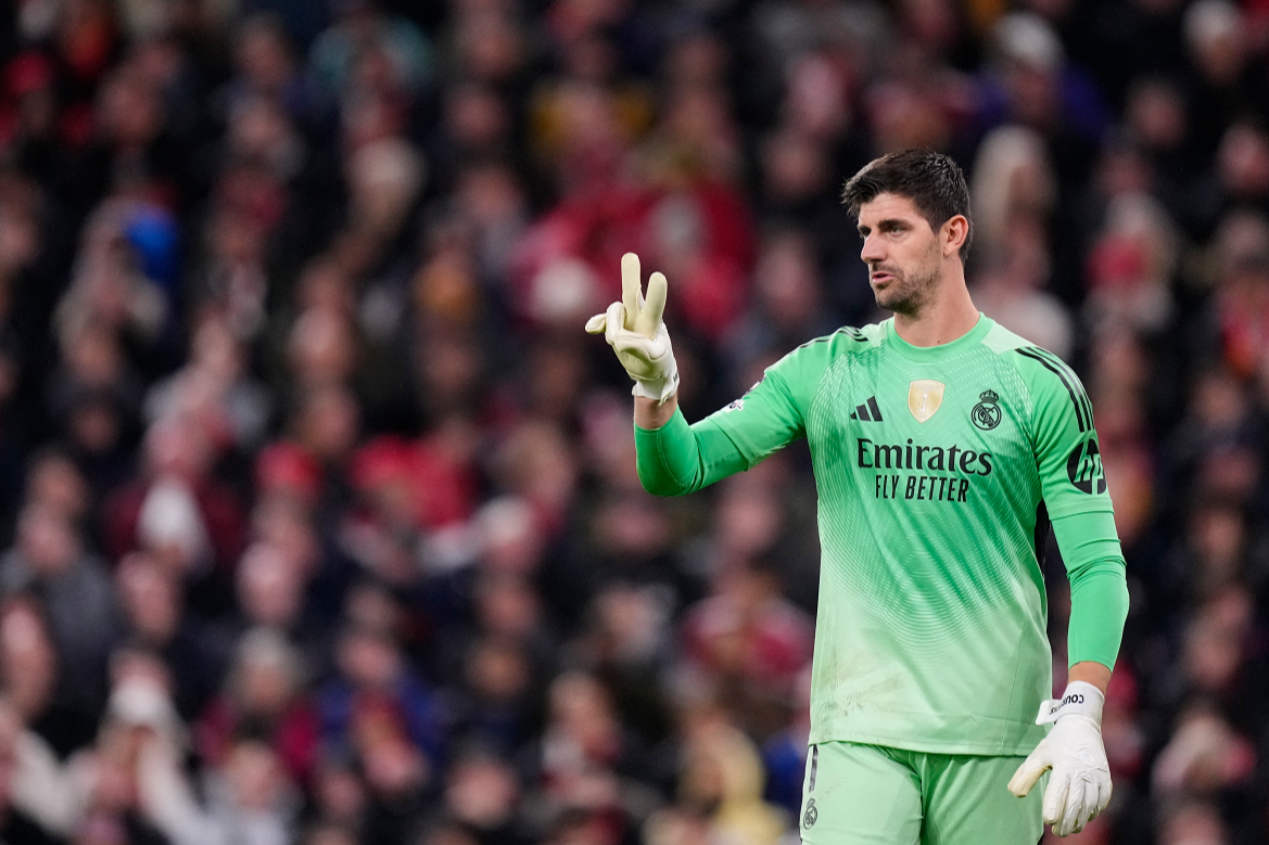 ريال مدريد يعلن غياب حارسه كورتوا عن مباراة أولمبياكوس