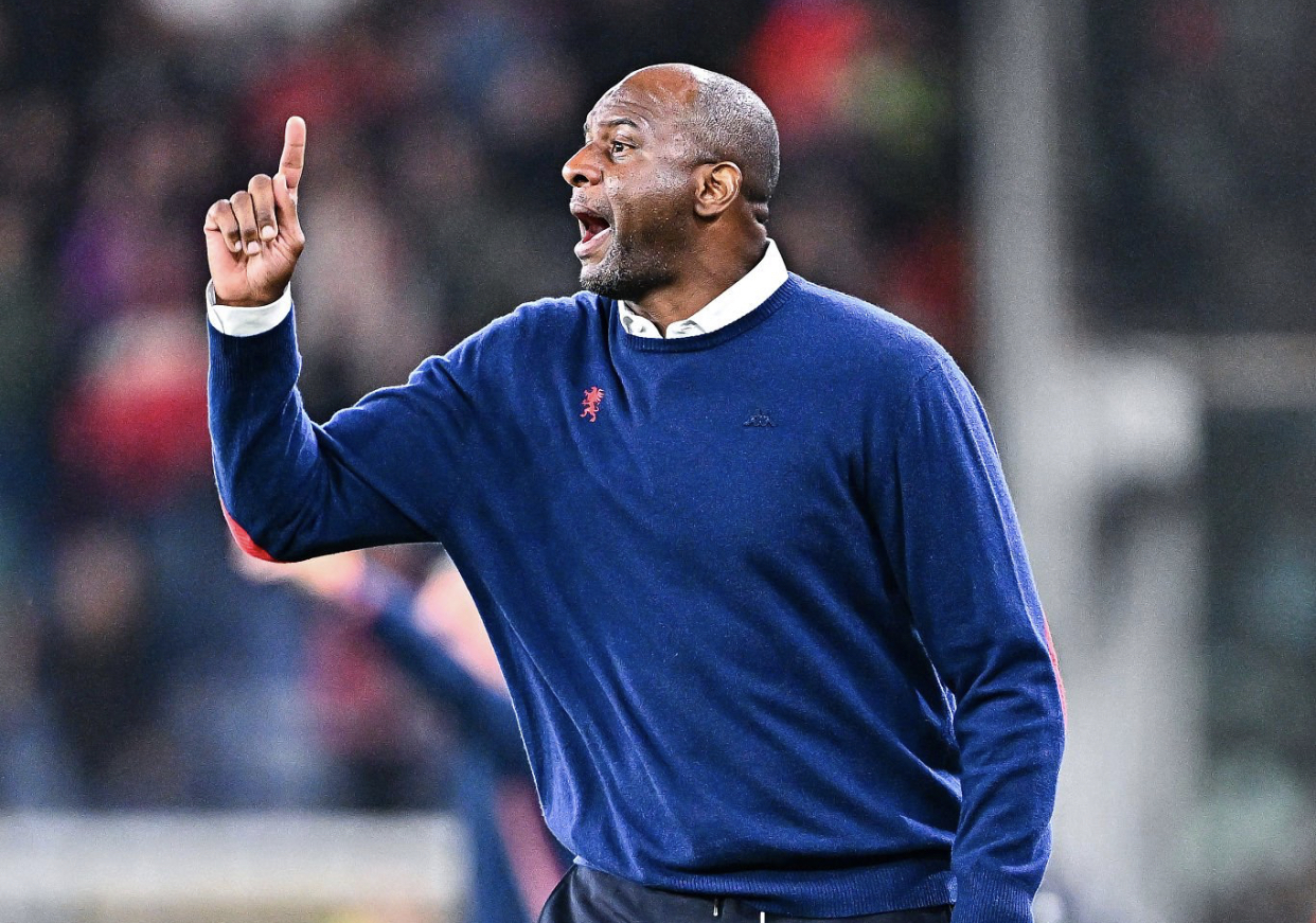 جينوا يفك ارتباطه بمدربه ڤييرا