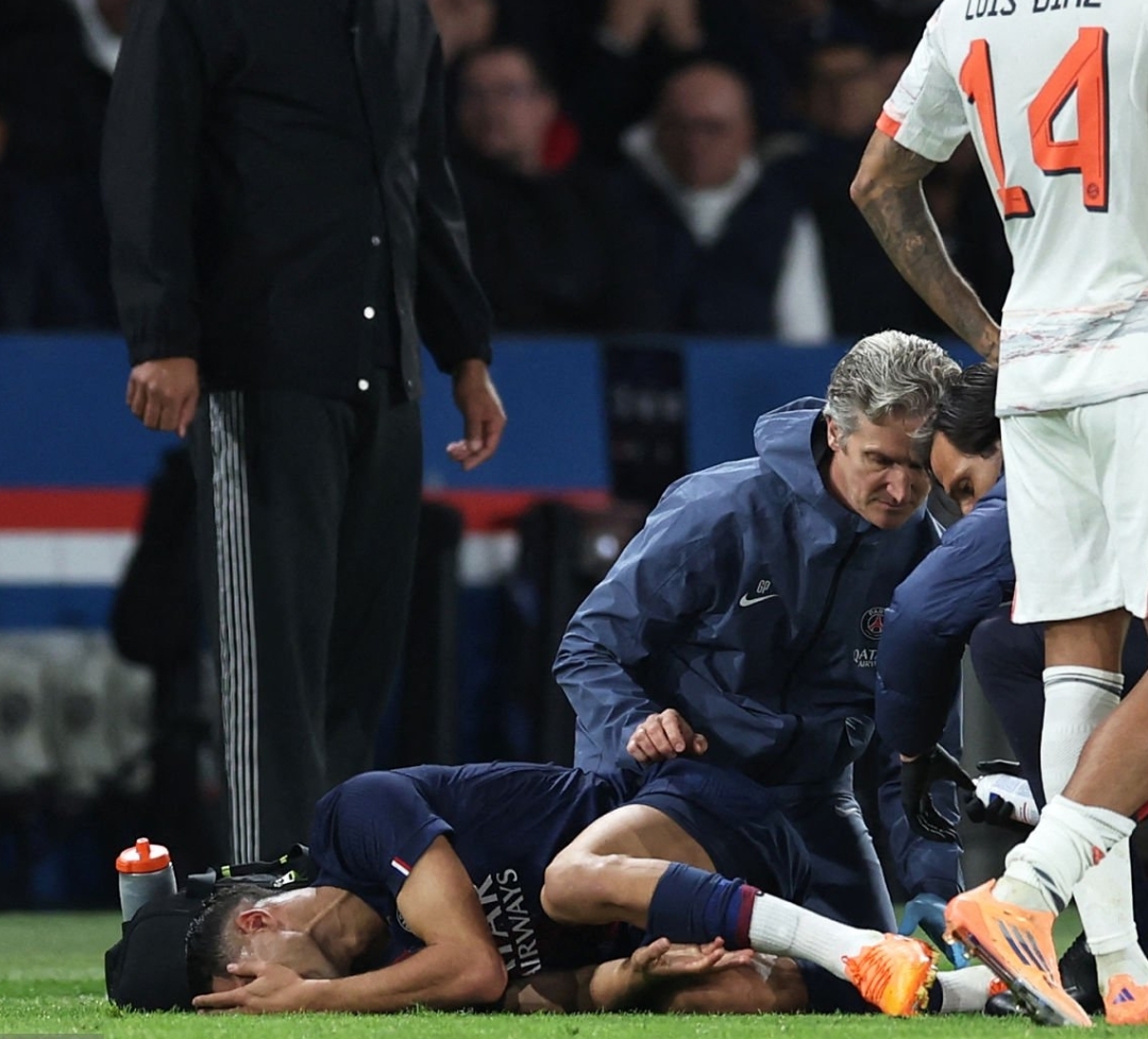 هل يتلقى حكيمي علاجه بمركب محمد السادس بسلا؟