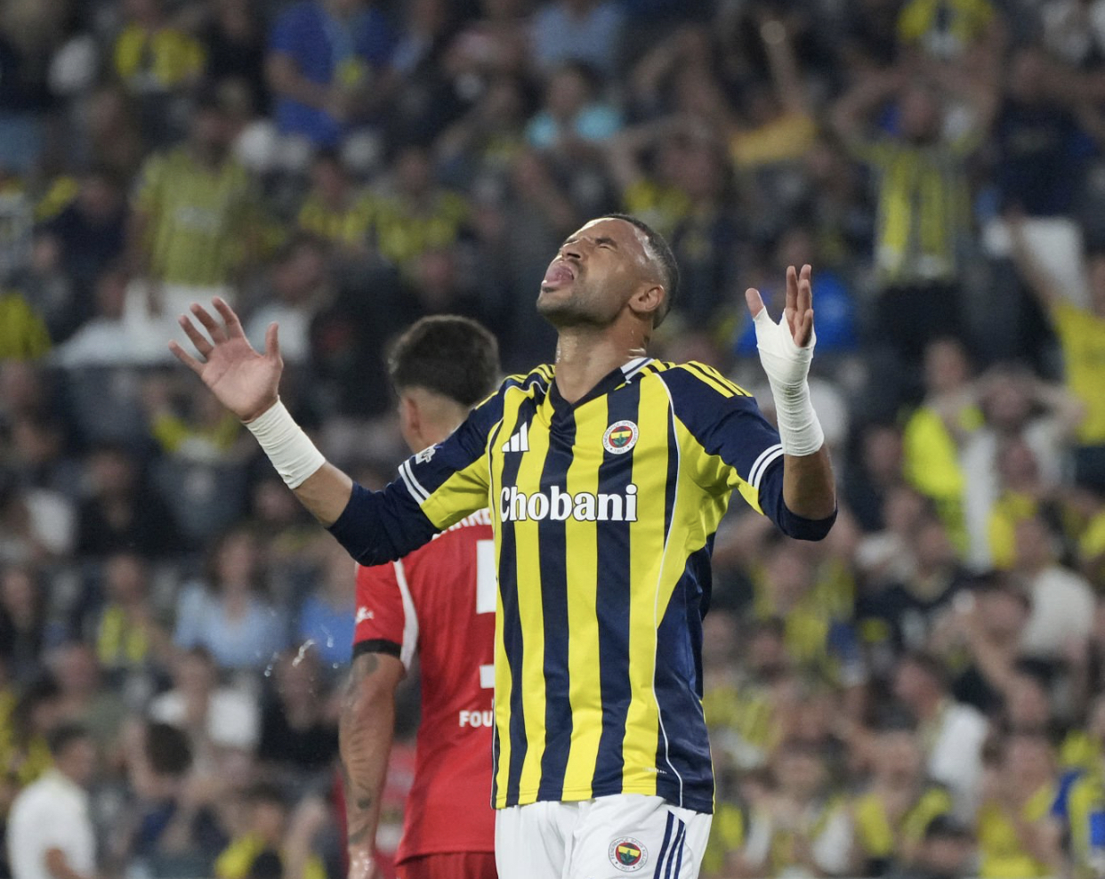 اشاعات حول إمكانية عودة النصيري الى اشبيلية