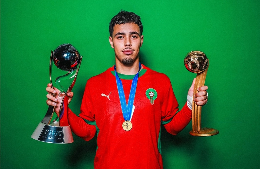 عثمان معما حاضر في جوائز الكاف