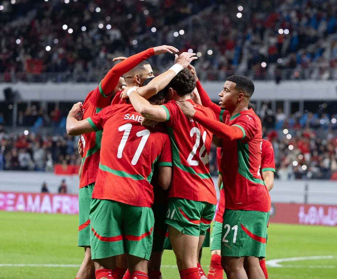 الصحافة الفرنسية تشيد بفوز أسود الأطلس على أوغندا وتحقيقهم سلسلة انتصارات قياسية