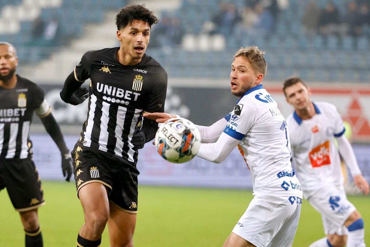 عودة بوكامير للرسمية في تشكيلة شارلوروا بتنقيط جيد