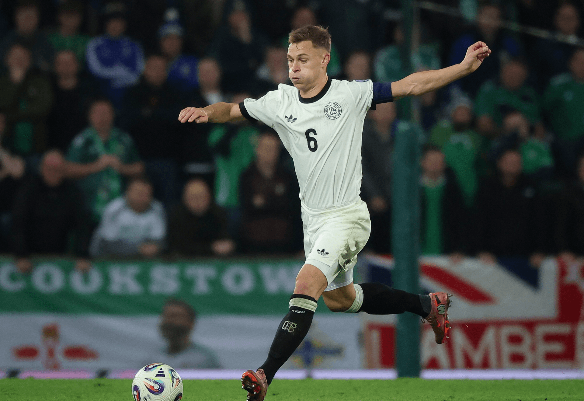 الإصابة تحرم المنتخب الألماني من خدمات كيميش