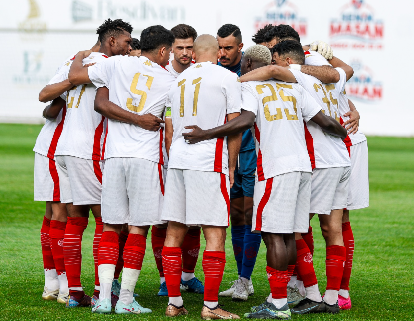 الوداد في مواجهة مانياما، عزام ونيروبي