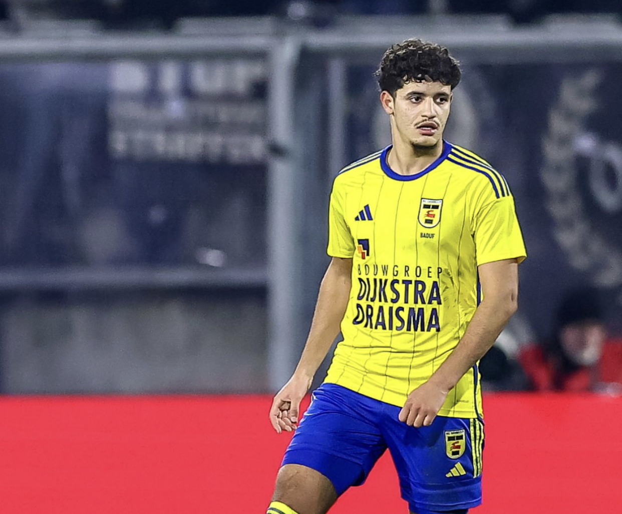 باعوف يقترب من الصدارة